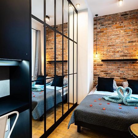 Large 75 M2 Apartment For 6 Guests Next To Wawel Castle Krakau Buitenkant foto