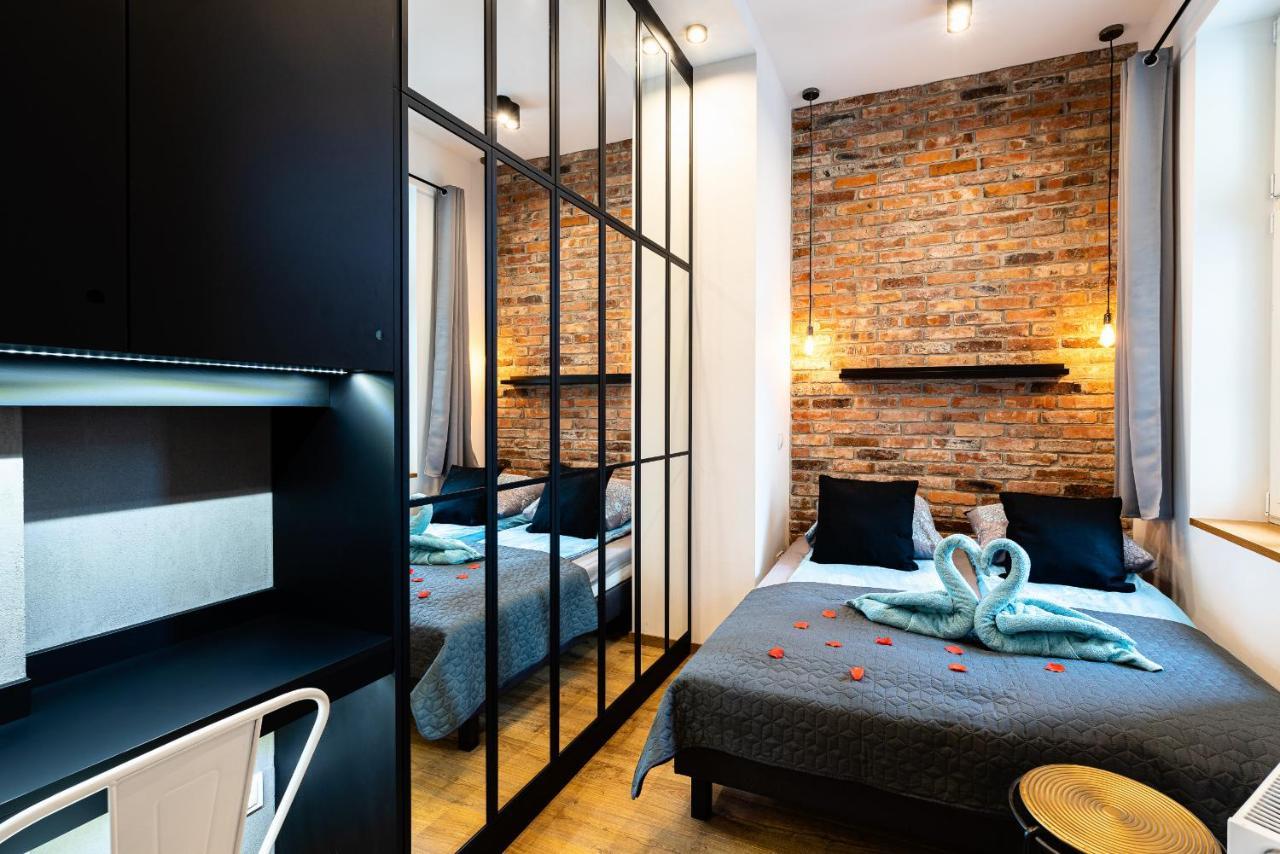 Large 75 M2 Apartment For 6 Guests Next To Wawel Castle Krakau Buitenkant foto