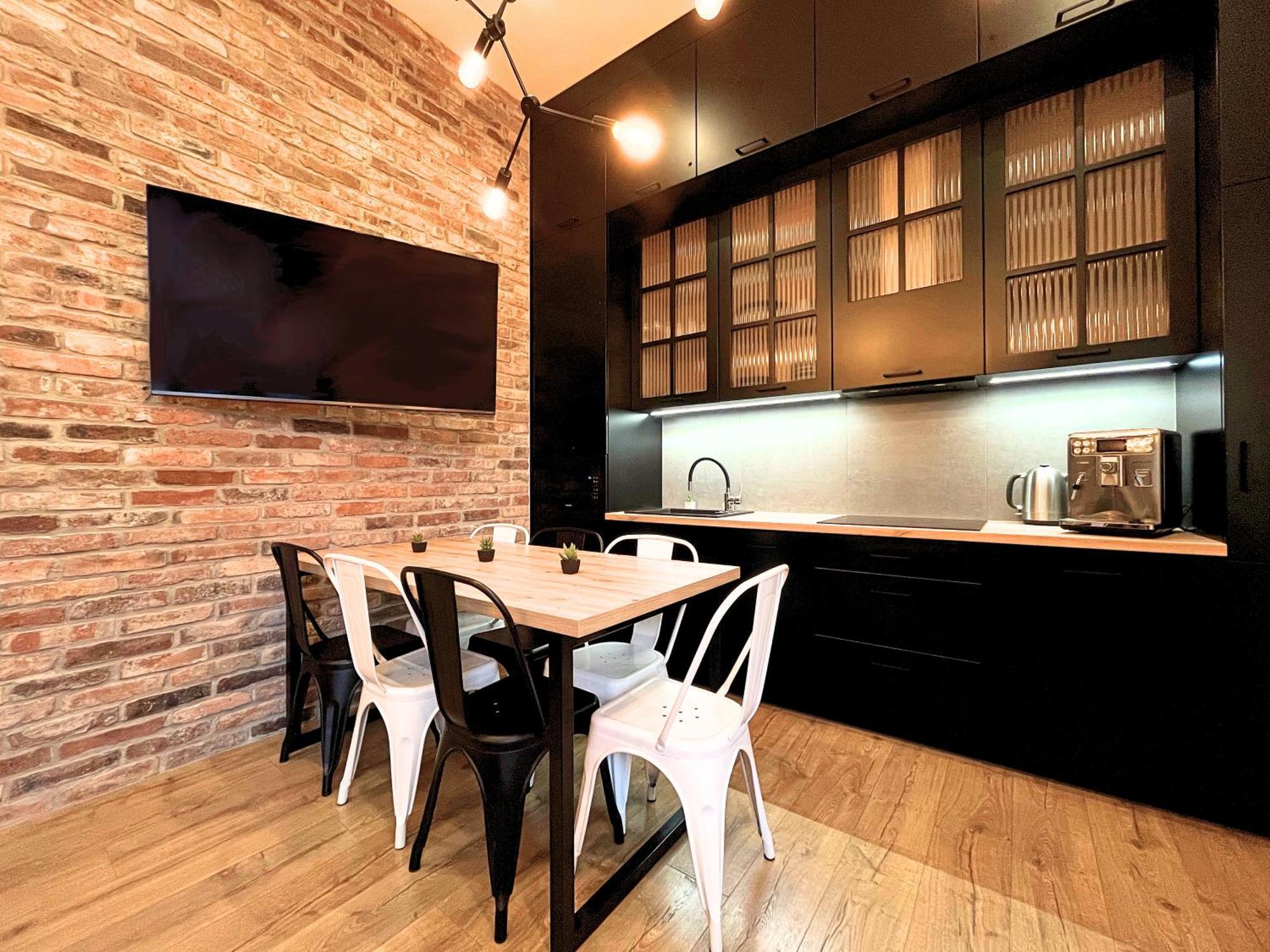 Large 75 M2 Apartment For 6 Guests Next To Wawel Castle Krakau Buitenkant foto